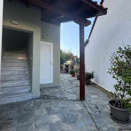 Apartment Private Modern Nea Roda