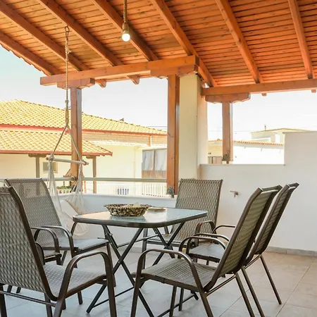 Private Modern Apartment Nea Roda
