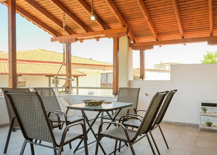 Private Modern Apartament Nea Roda