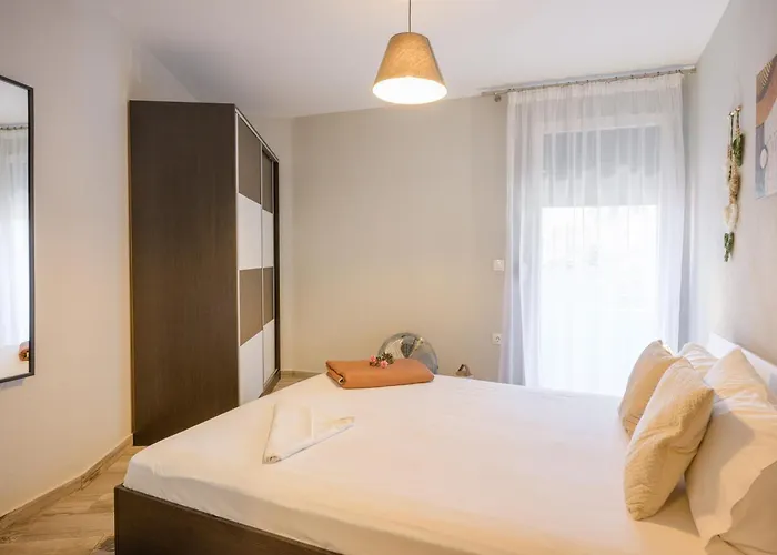 Private Modern * 依诺罗达