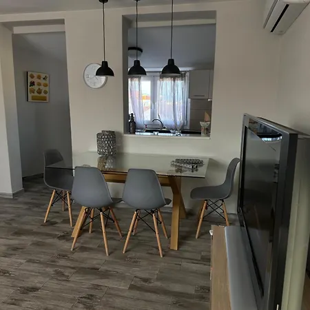 Apartman Private Modern Néa Róda